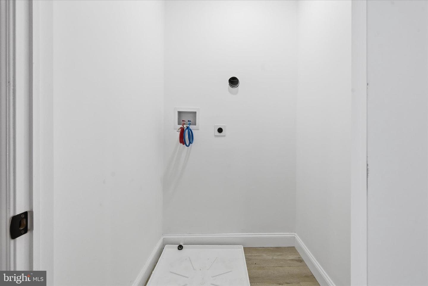 4668 Pimlico Road photo 17