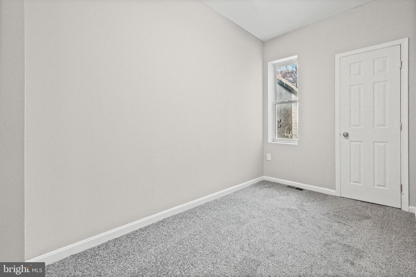 1807 E Federal Street photo 21