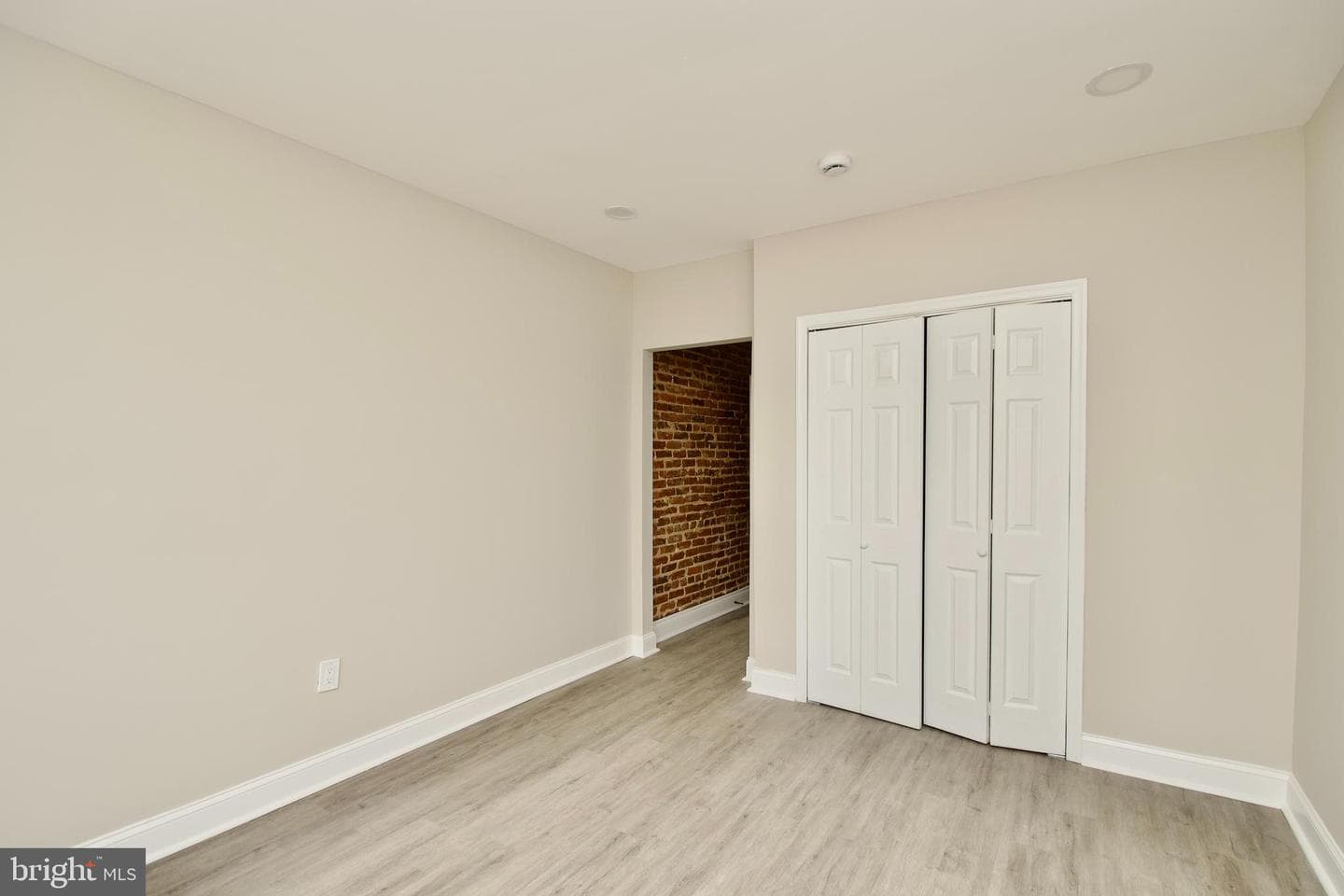 2208 Mount Royal Terrace photo 18
