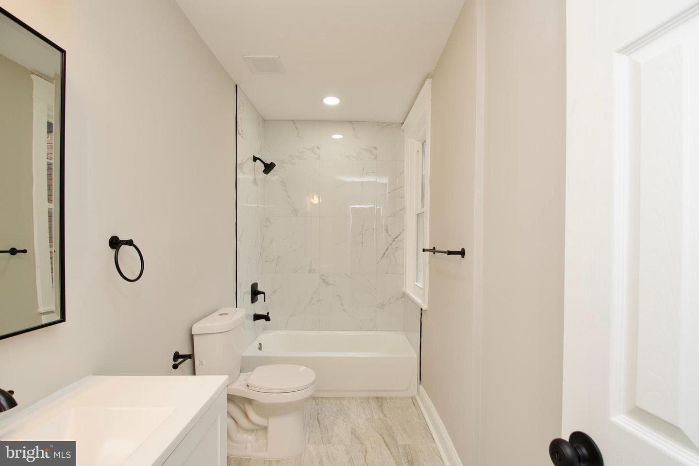 2208 Mount Royal Terrace photo 19