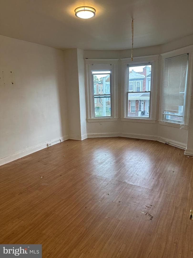 2115 Westwood Avenue photo 9