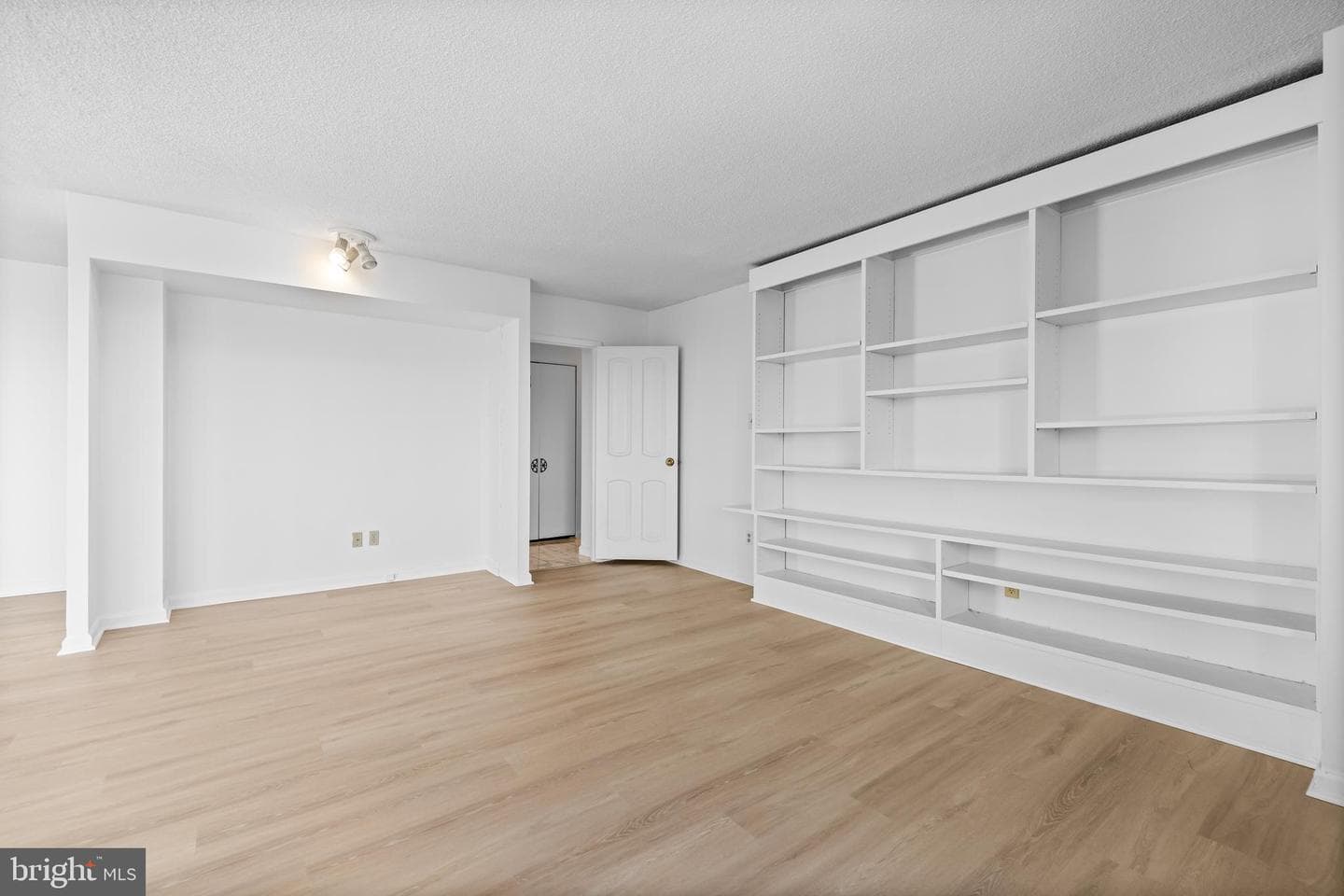 6210 Park Heights Avenue #604 photo 24