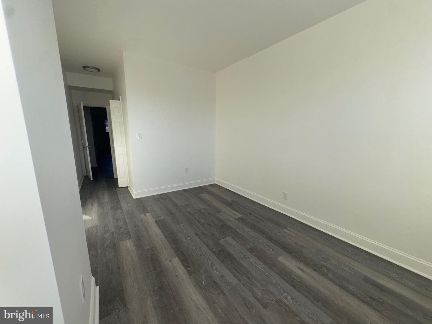 1517 N Fulton Avenue photo 10