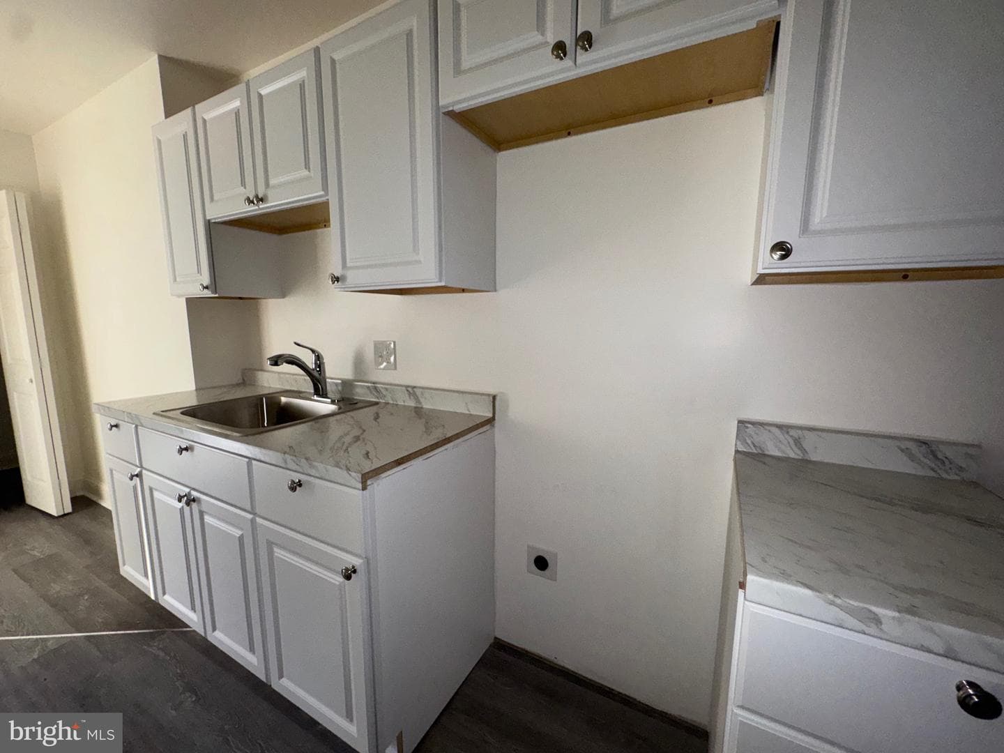1517 N Fulton Avenue photo 3