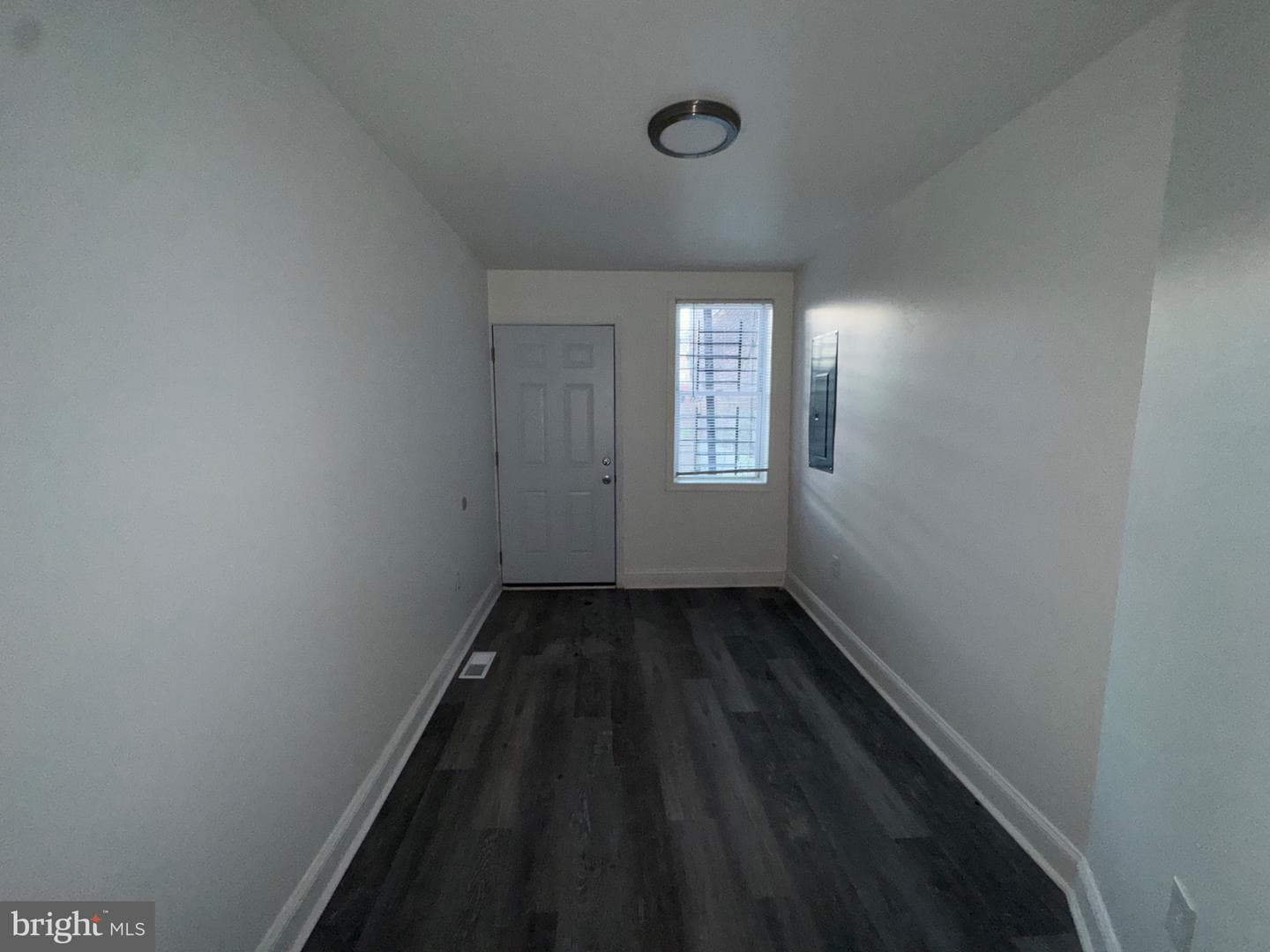 1517 N Fulton Avenue photo 8