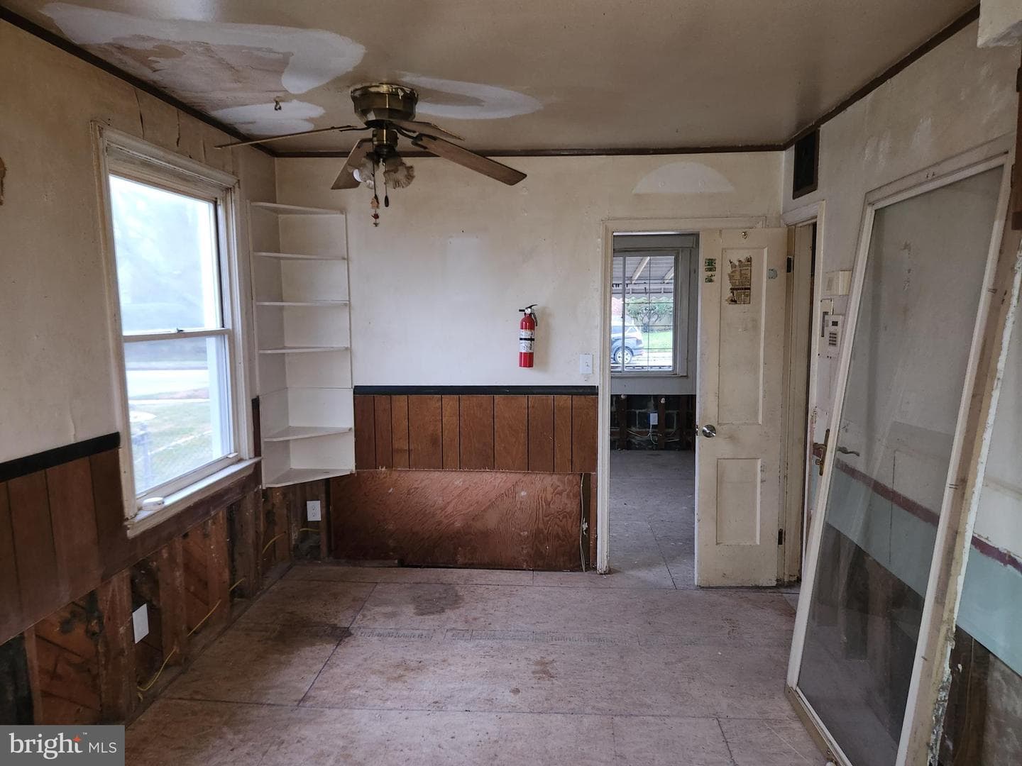 4900 Anntana Avenue photo 9