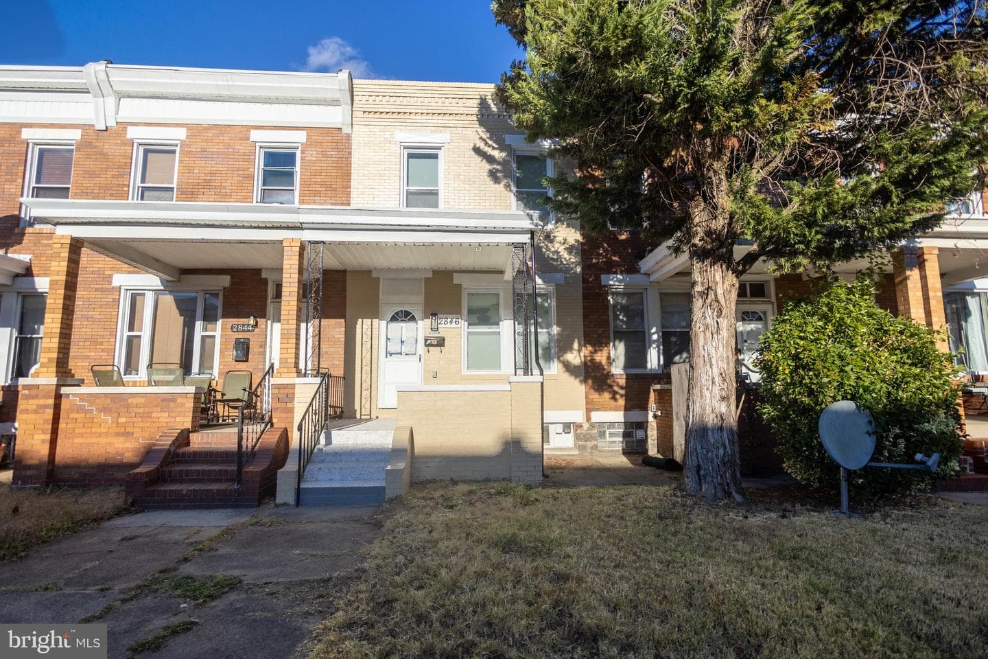 2846 Lake Avenue