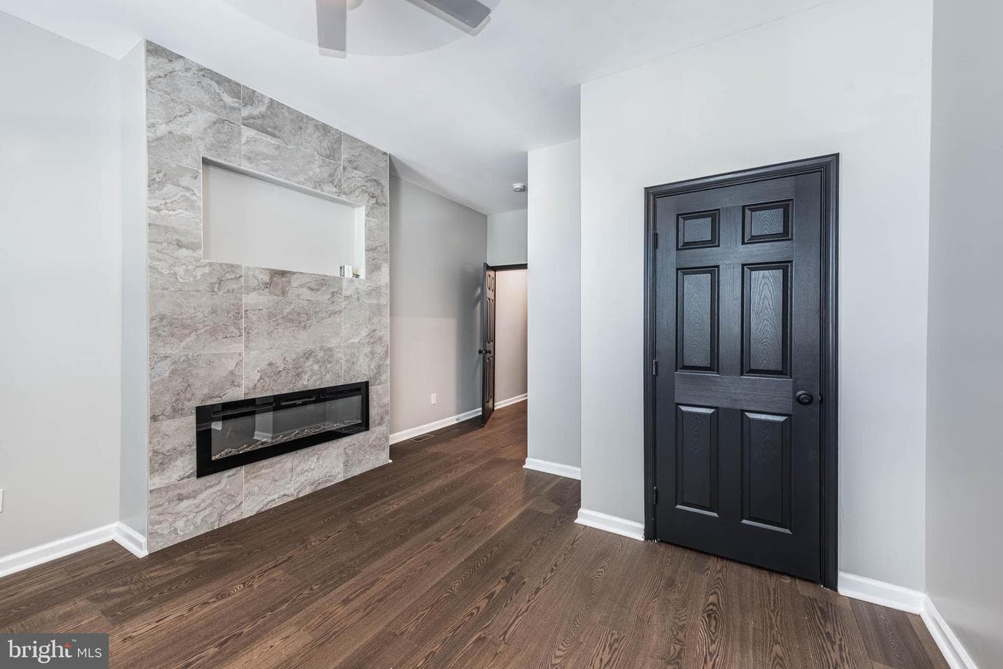 1715 E Oliver Street photo 13