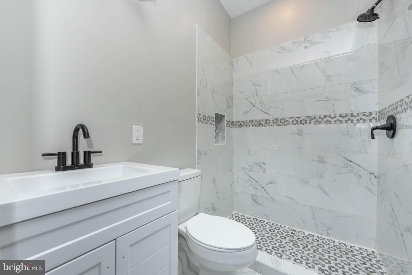 1715 E Oliver Street photo 14