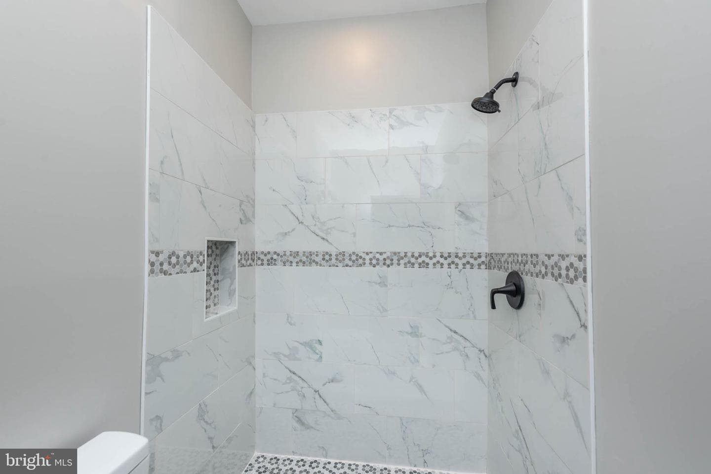 1715 E Oliver Street photo 15