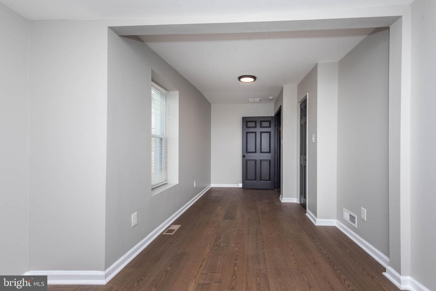 1715 E Oliver Street photo 21