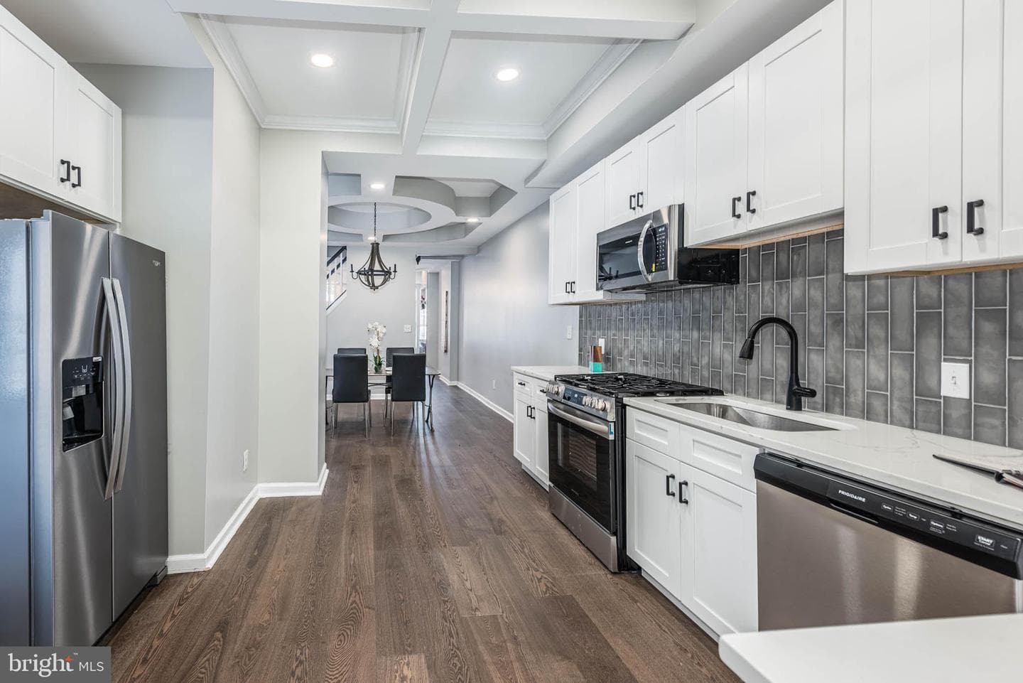 1715 E Oliver Street photo 9
