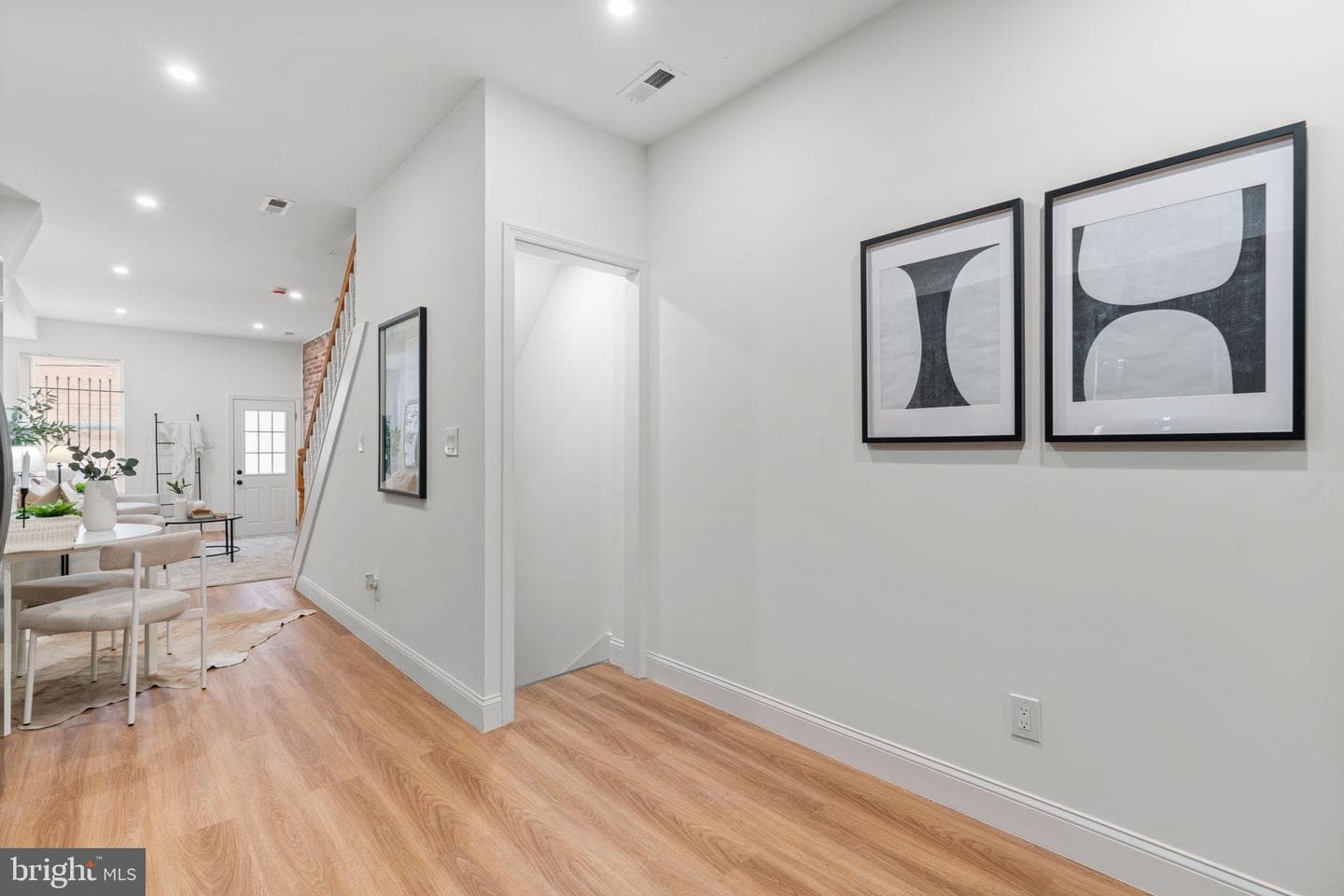 224 N Glover Street photo 14