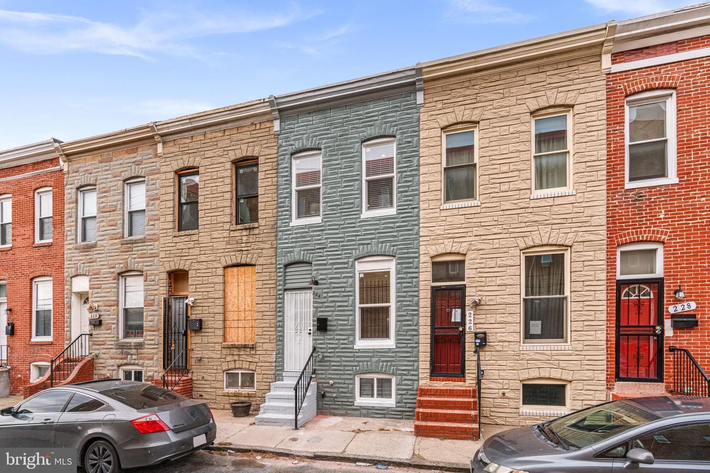 224 N Glover Street photo 2