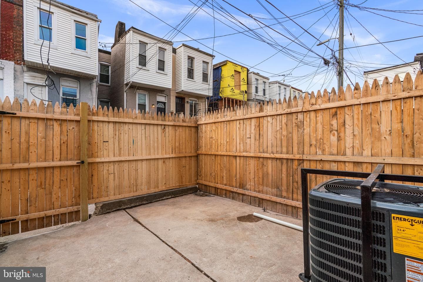 224 N Glover Street photo 28