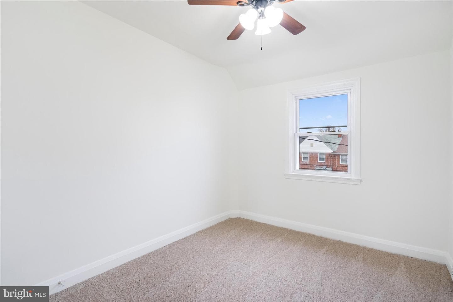 1324 Winston Avenue photo 21