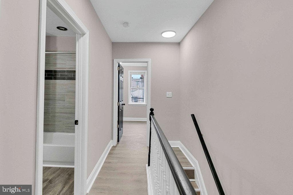 2576 W Baltimore Street W photo 22