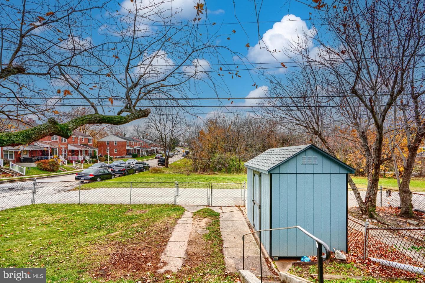 5552 Whitby Road photo 19