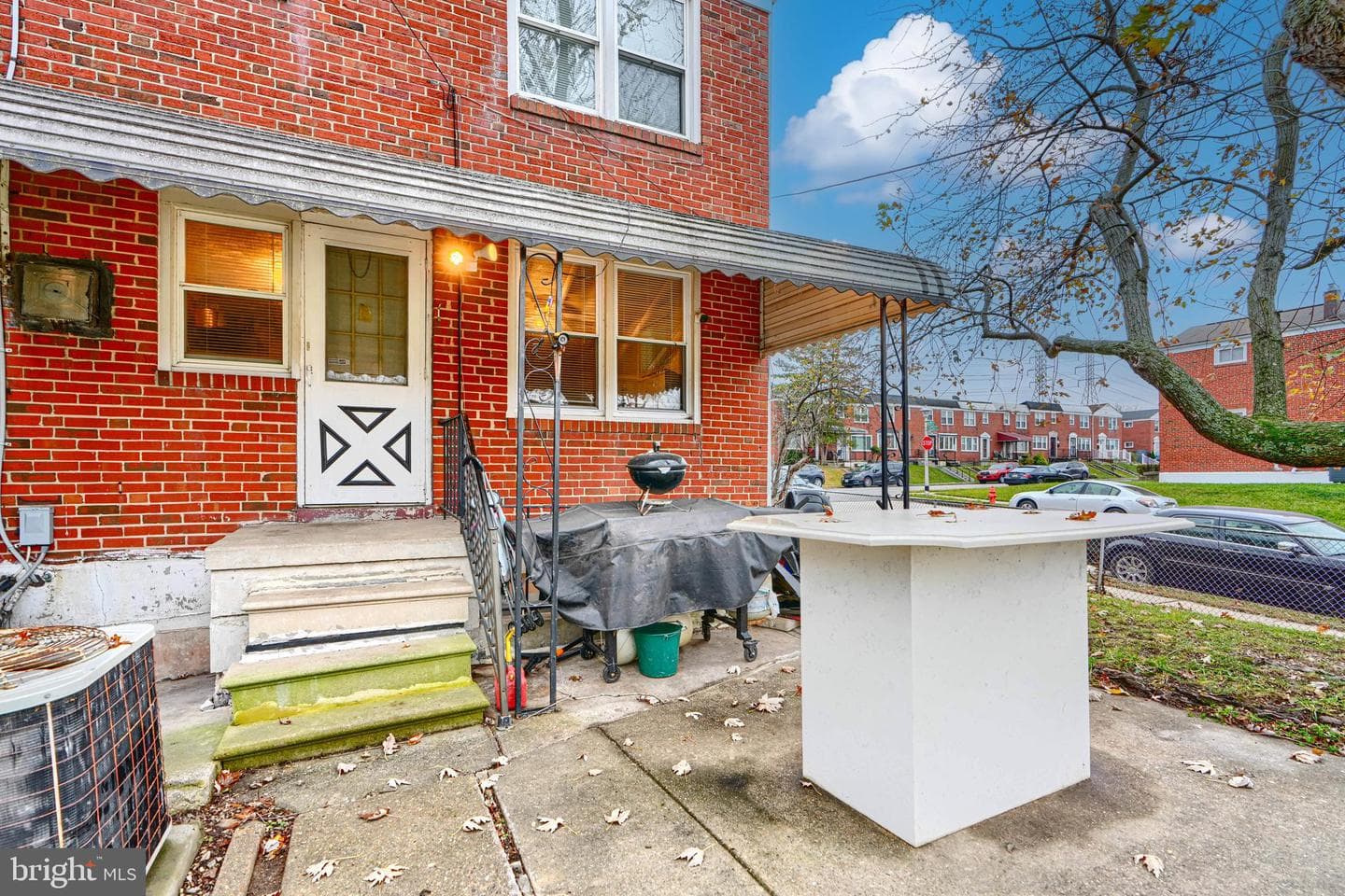 5552 Whitby Road photo 20
