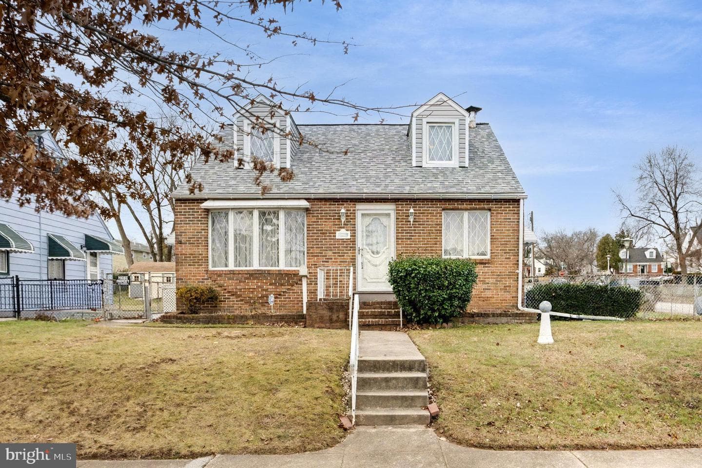 5402 Todd Avenue photo 2