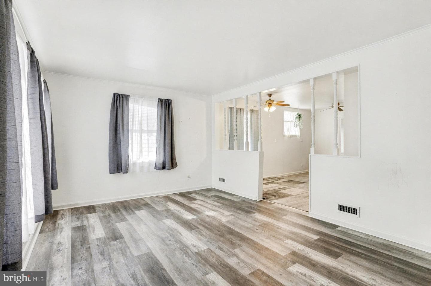 5402 Todd Avenue photo 3