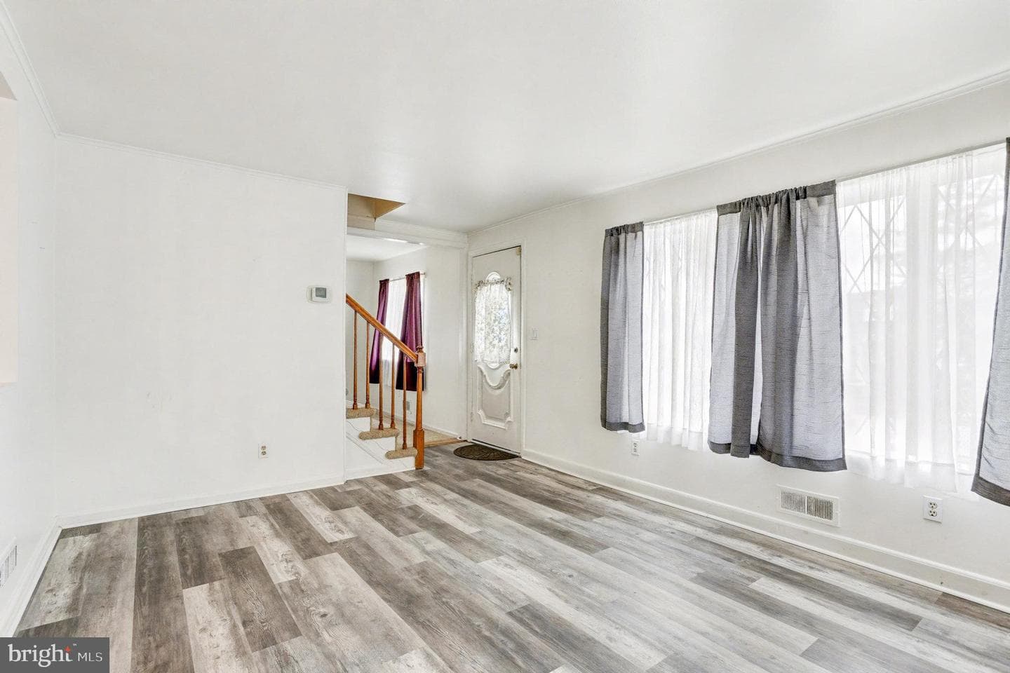 5402 Todd Avenue photo 5