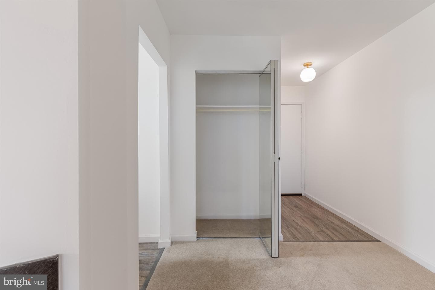1701 Mount Washington Court #k photo 18
