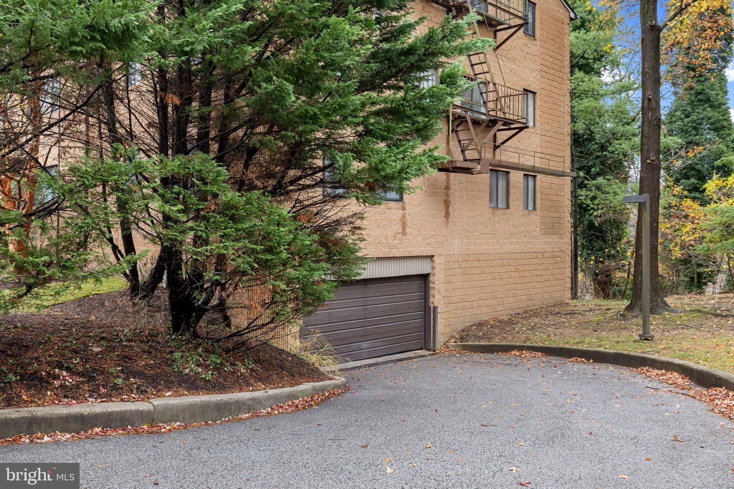 1701 Mount Washington Court #k photo 2