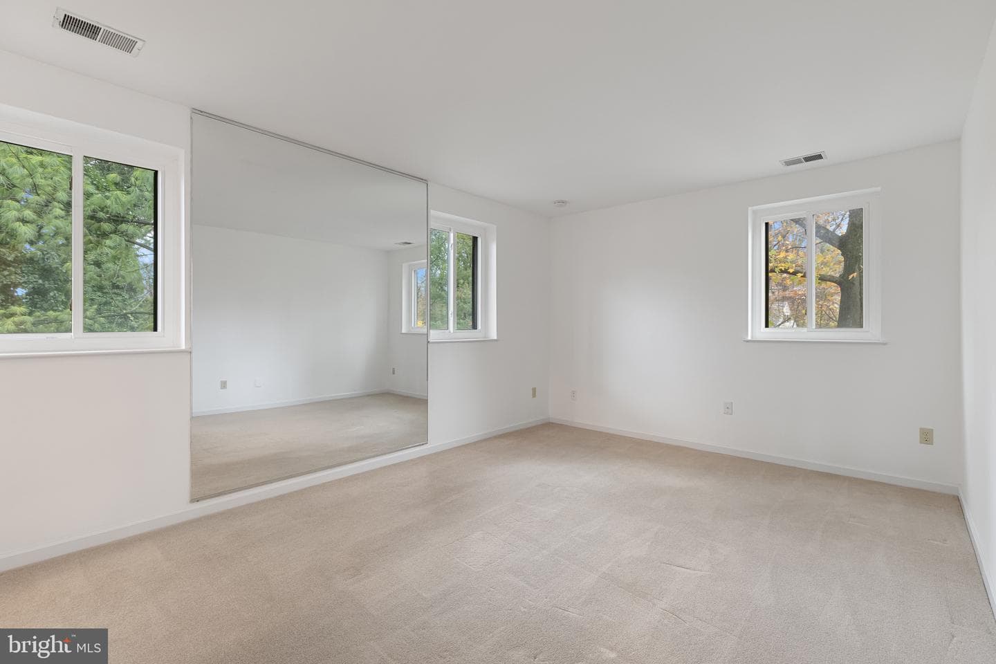 1701 Mount Washington Court #k photo 26