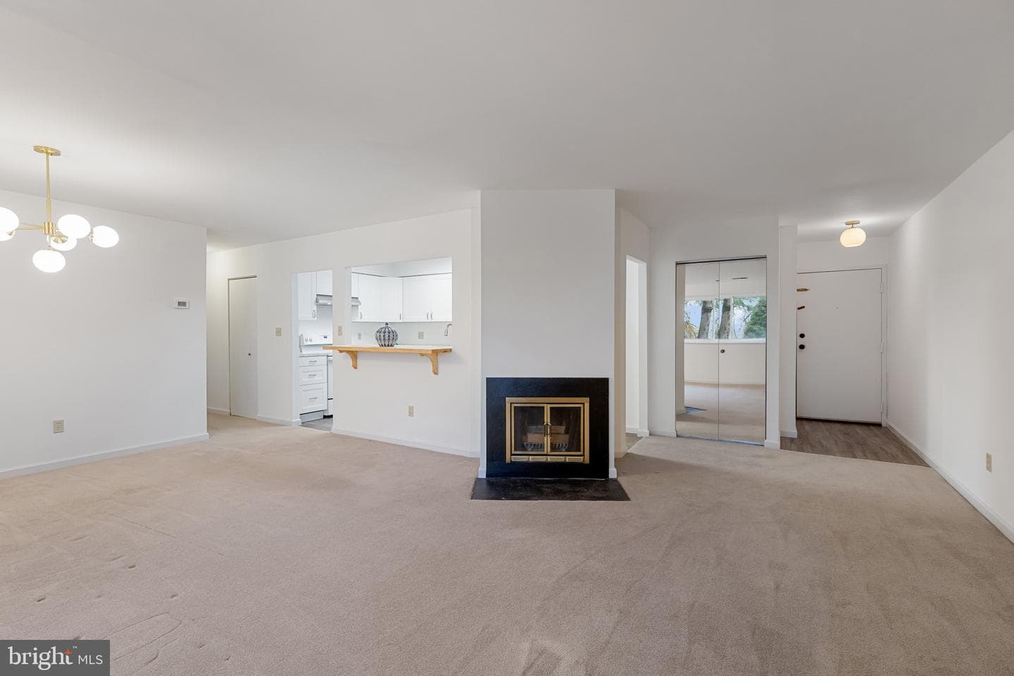 1701 Mount Washington Court #k photo 3