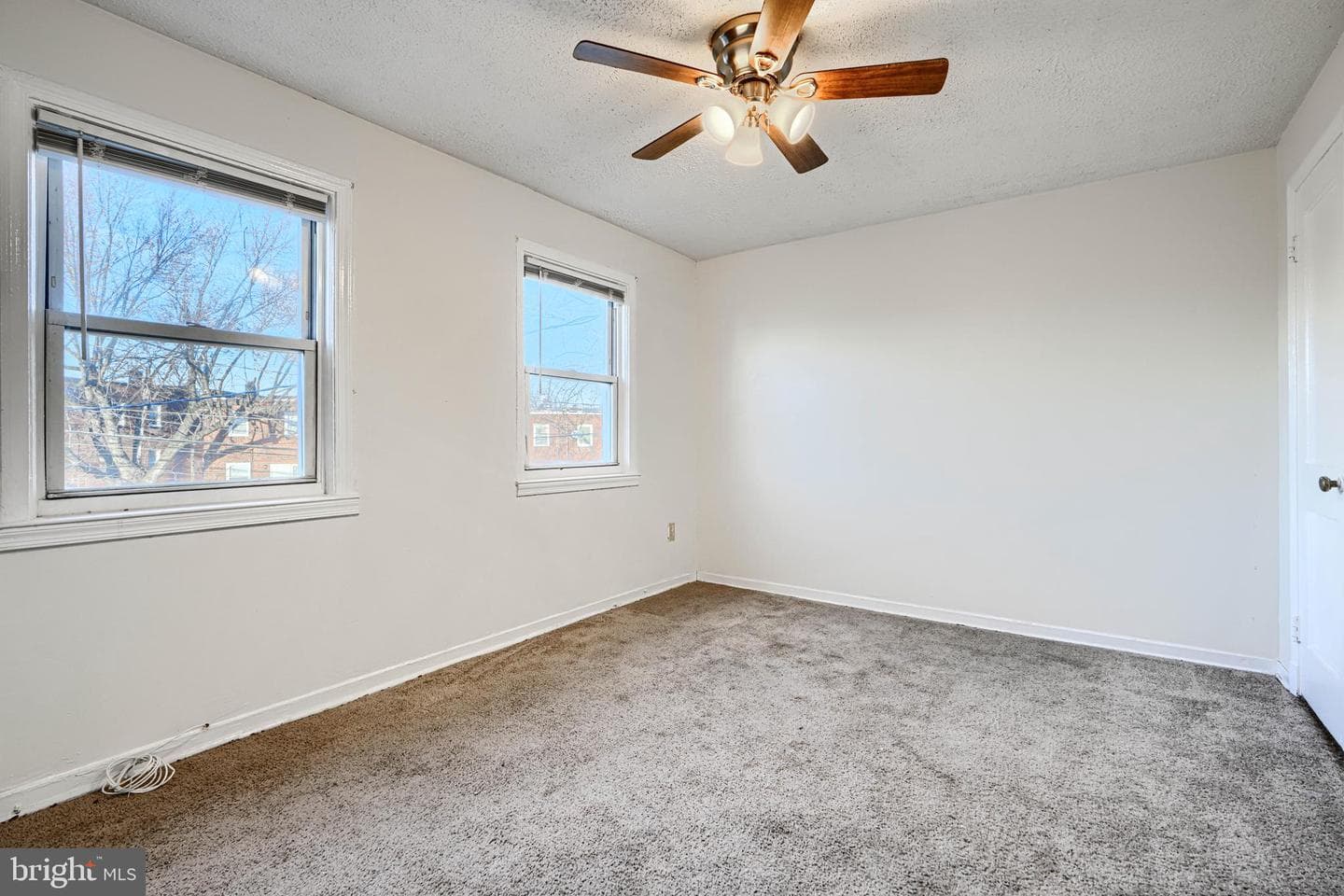 6302 Brown Avenue photo 11