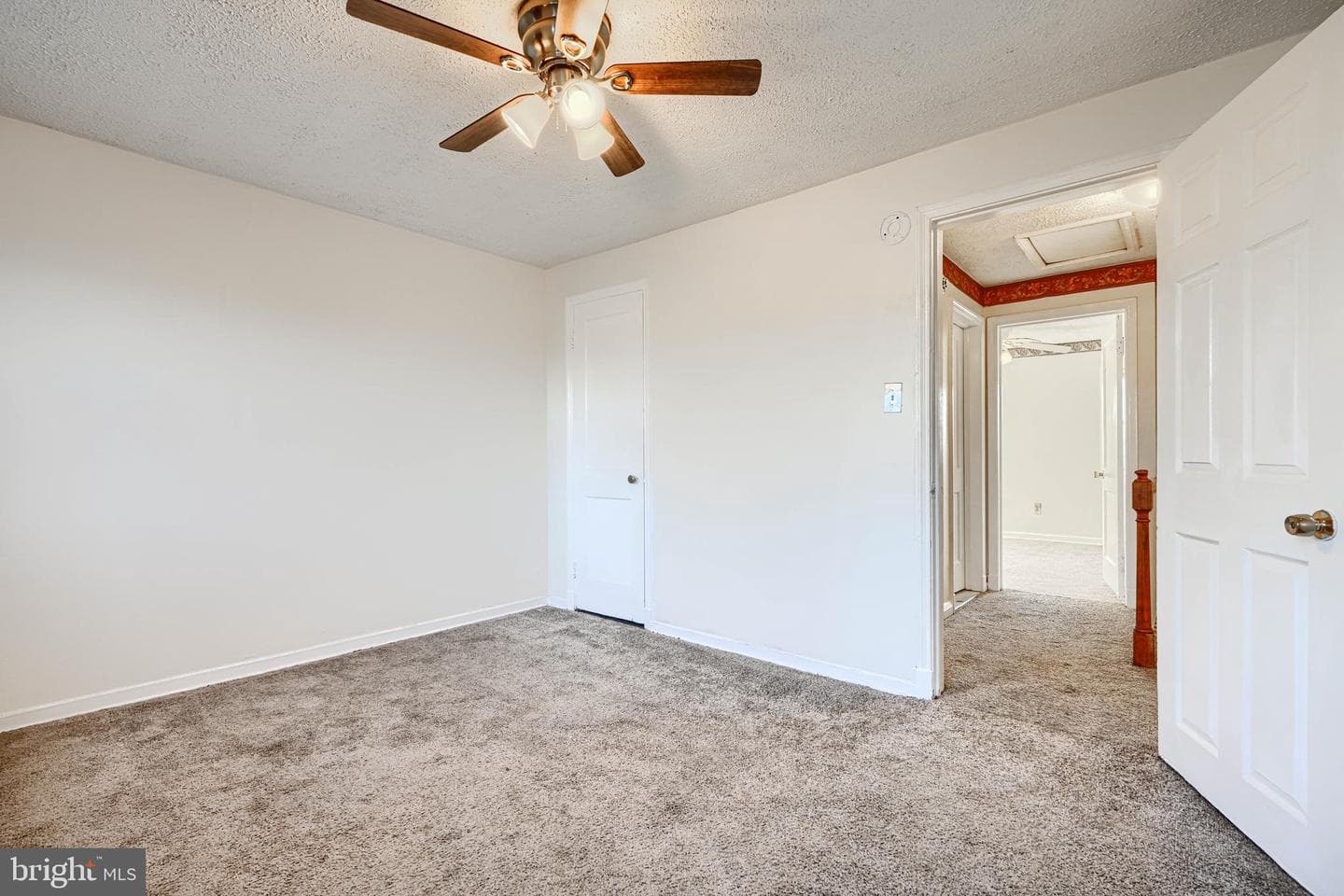 6302 Brown Avenue photo 13
