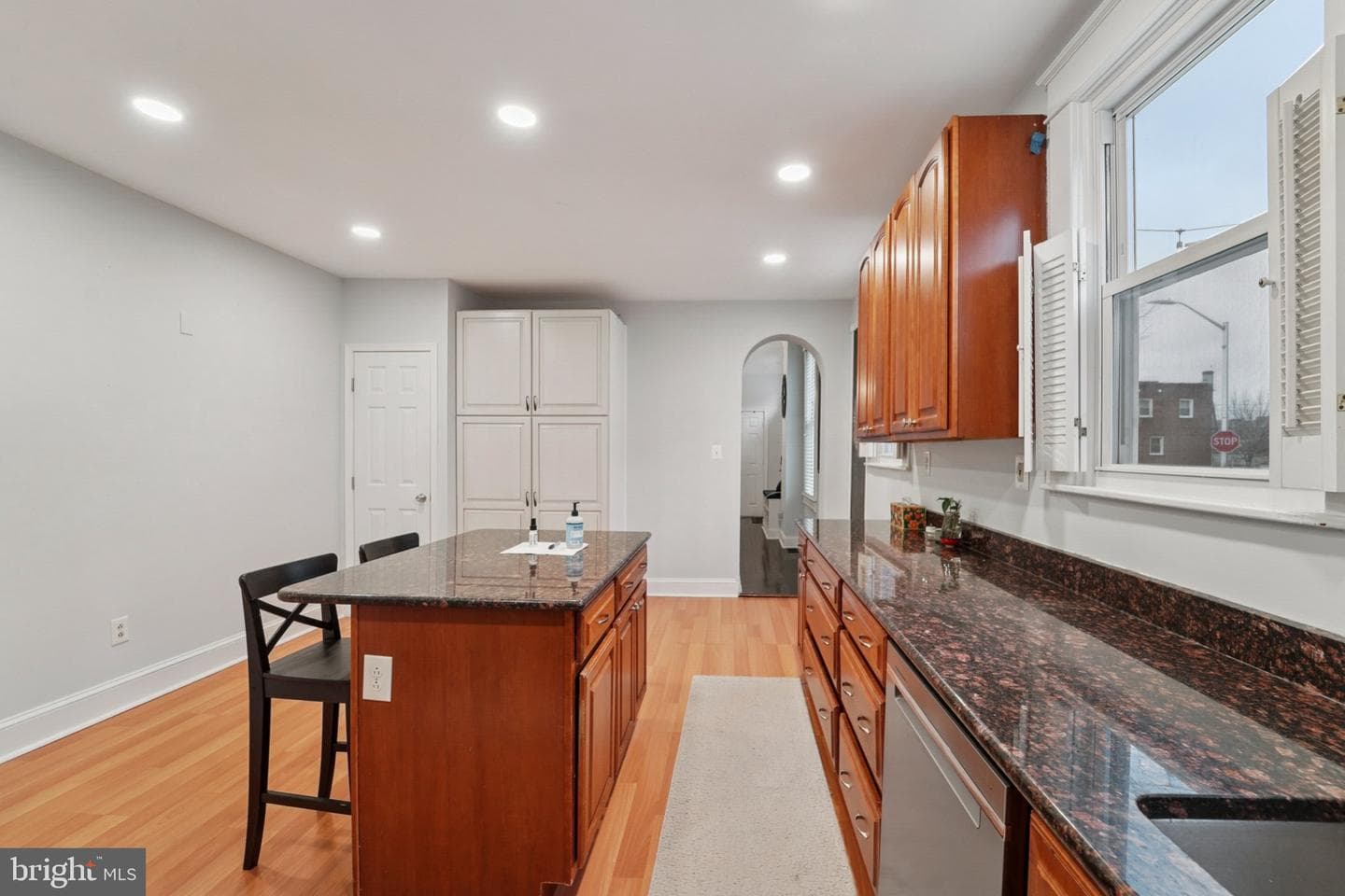 3929 Hudson Street photo 15