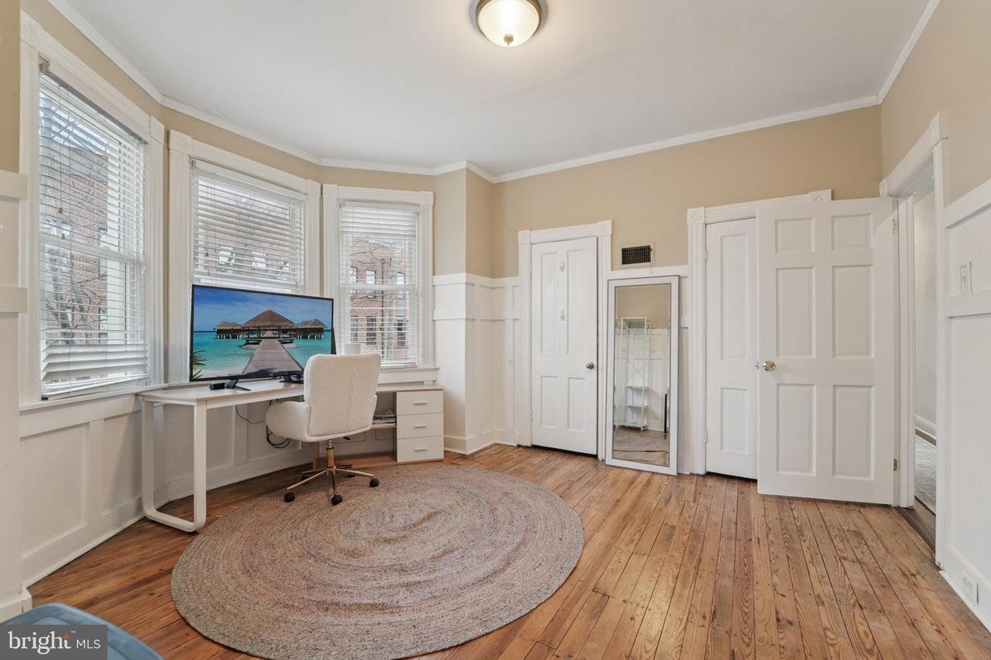 3929 Hudson Street photo 22