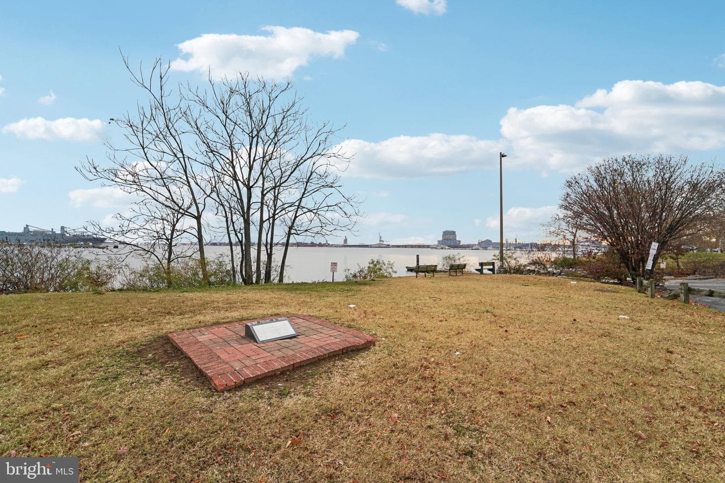 3929 Hudson Street photo 34