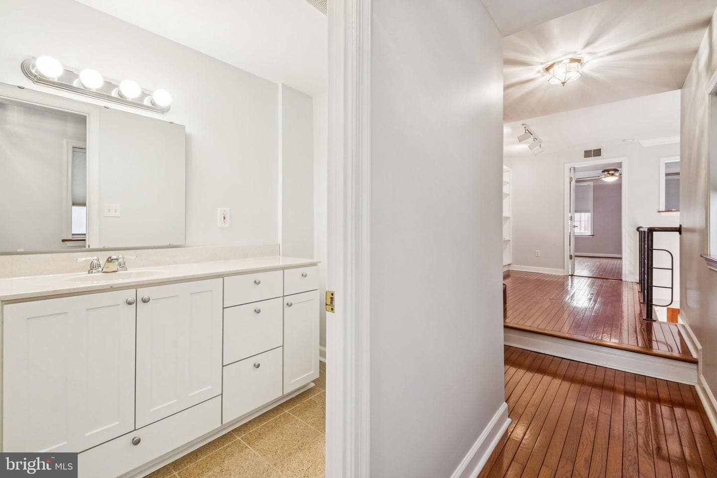 1134 Battery Avenue photo 16