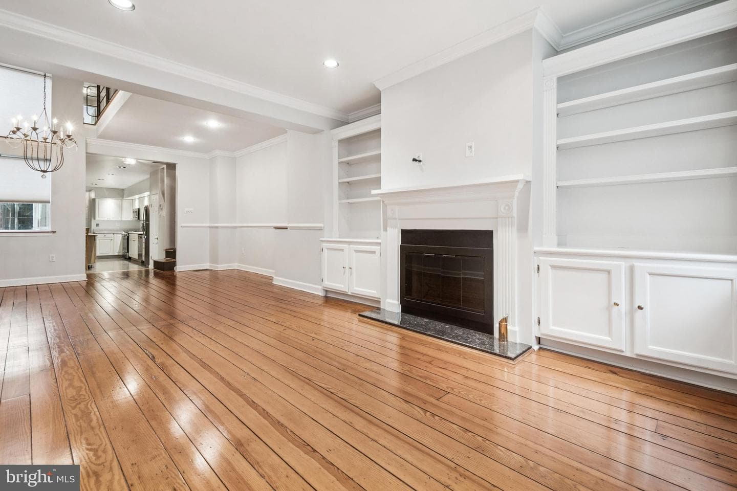 1134 Battery Avenue photo 2