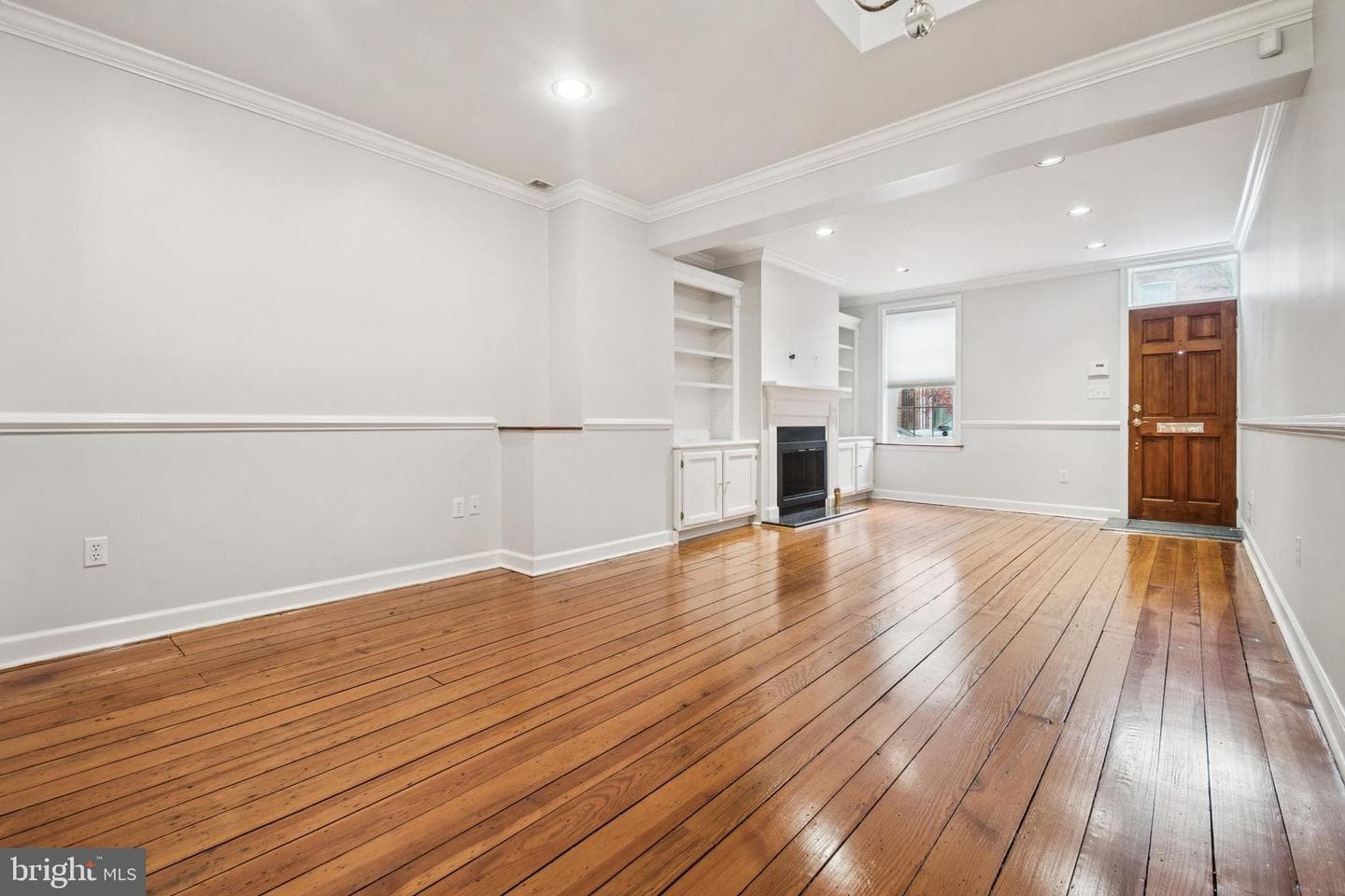 1134 Battery Avenue photo 3