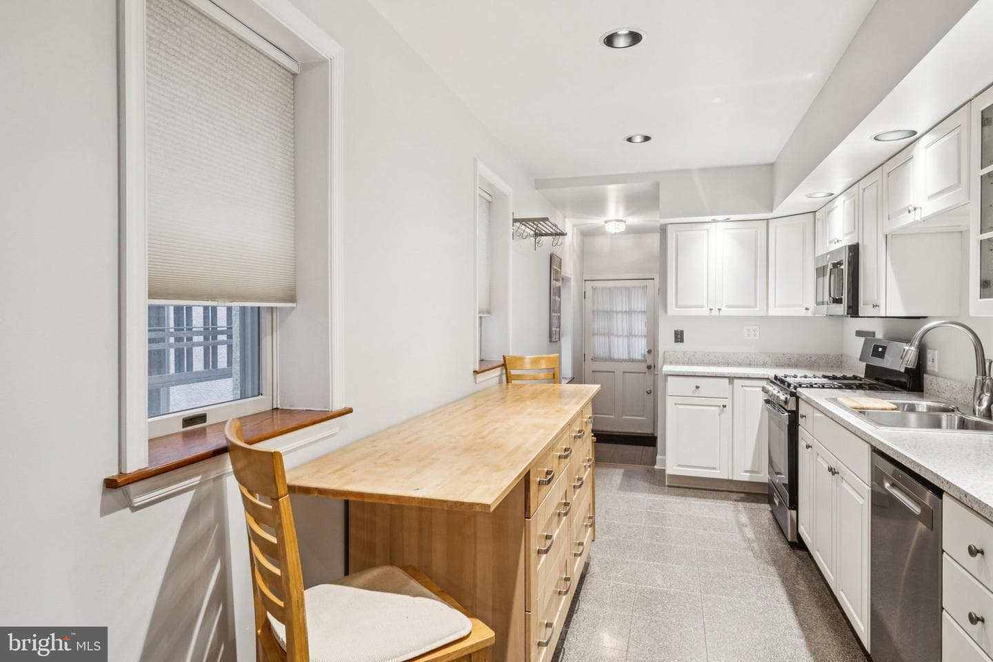 1134 Battery Avenue photo 5