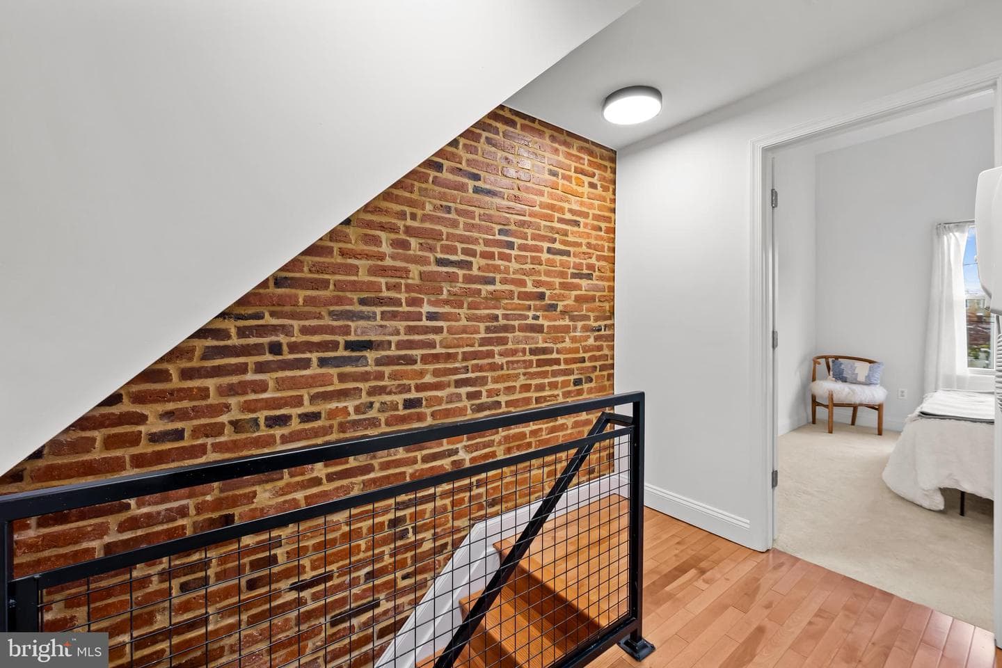 318 W 28th Street photo 14