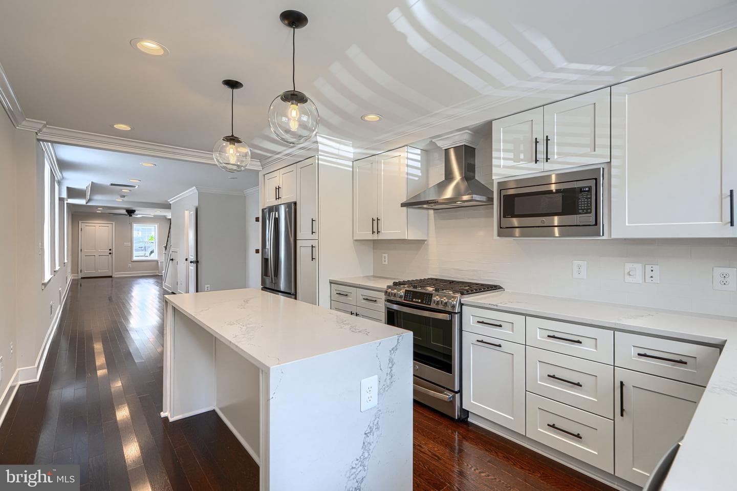 1459 Hull Street photo 14