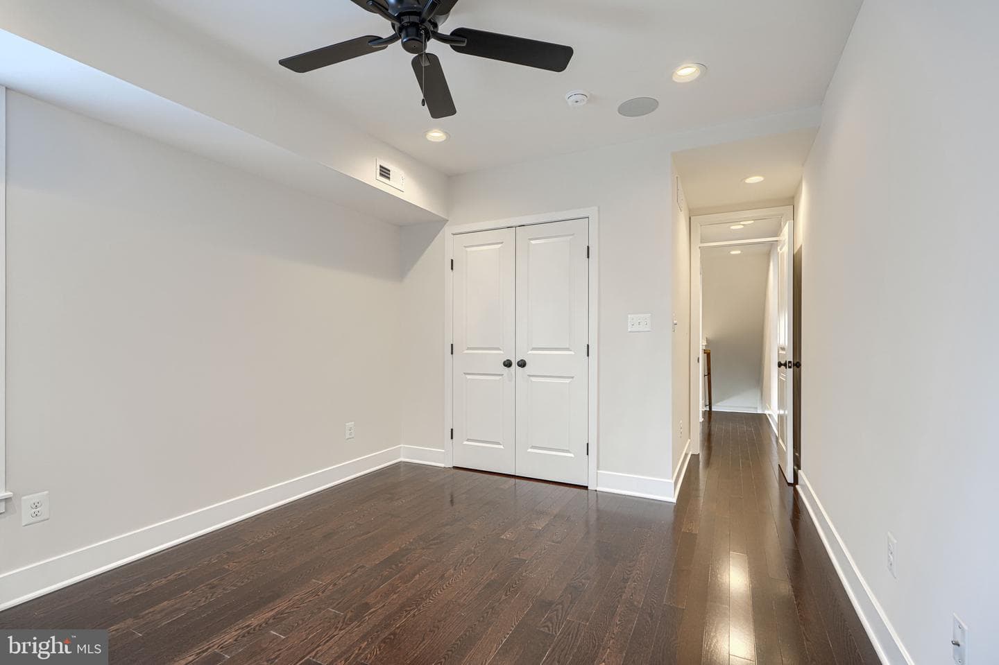 1459 Hull Street photo 22