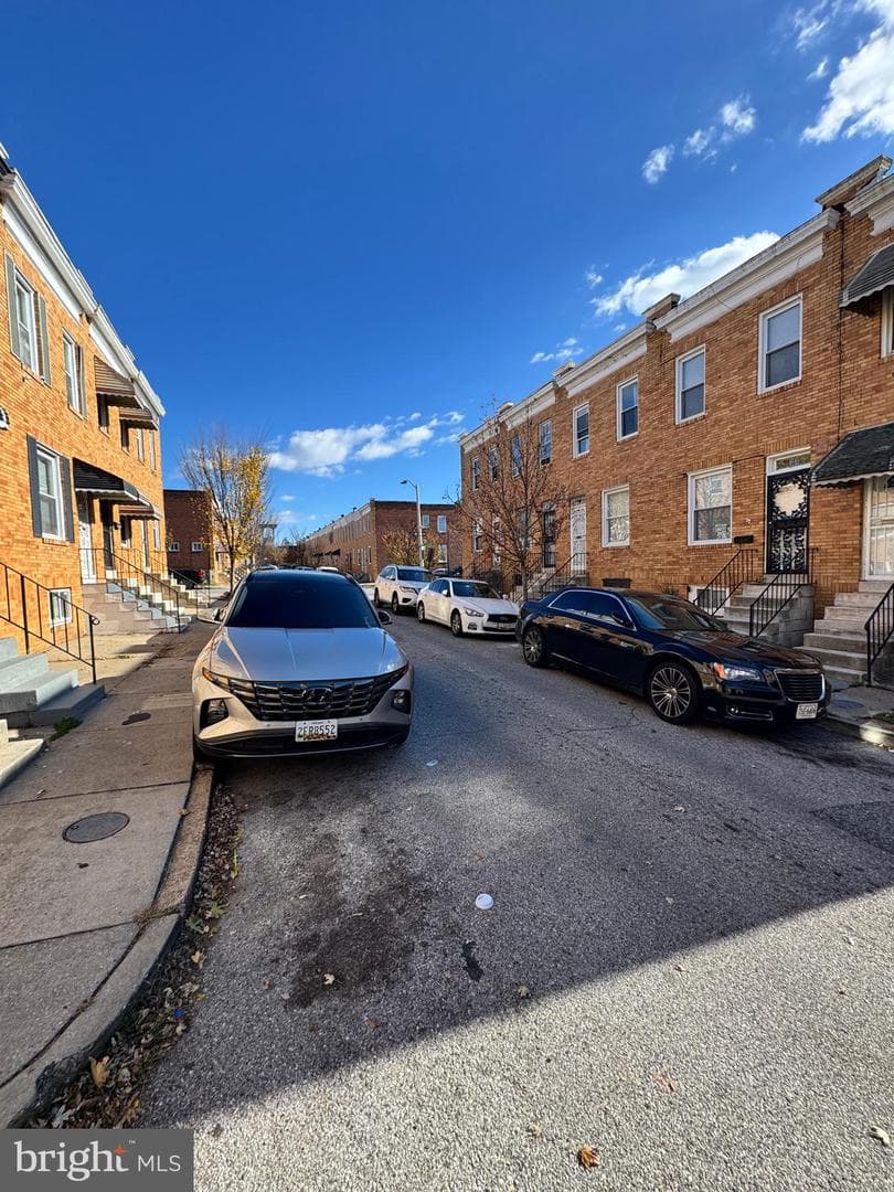 2624 Mura Street photo 30
