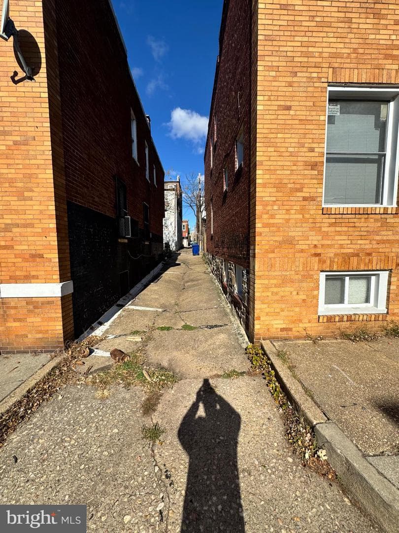 2624 Mura Street photo 31