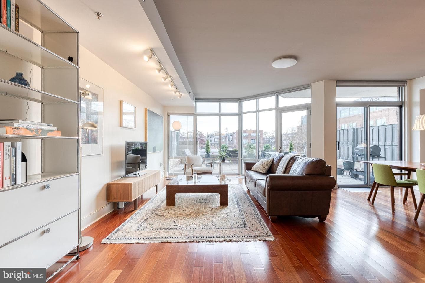 1400 Lancaster Street #305 photo 3