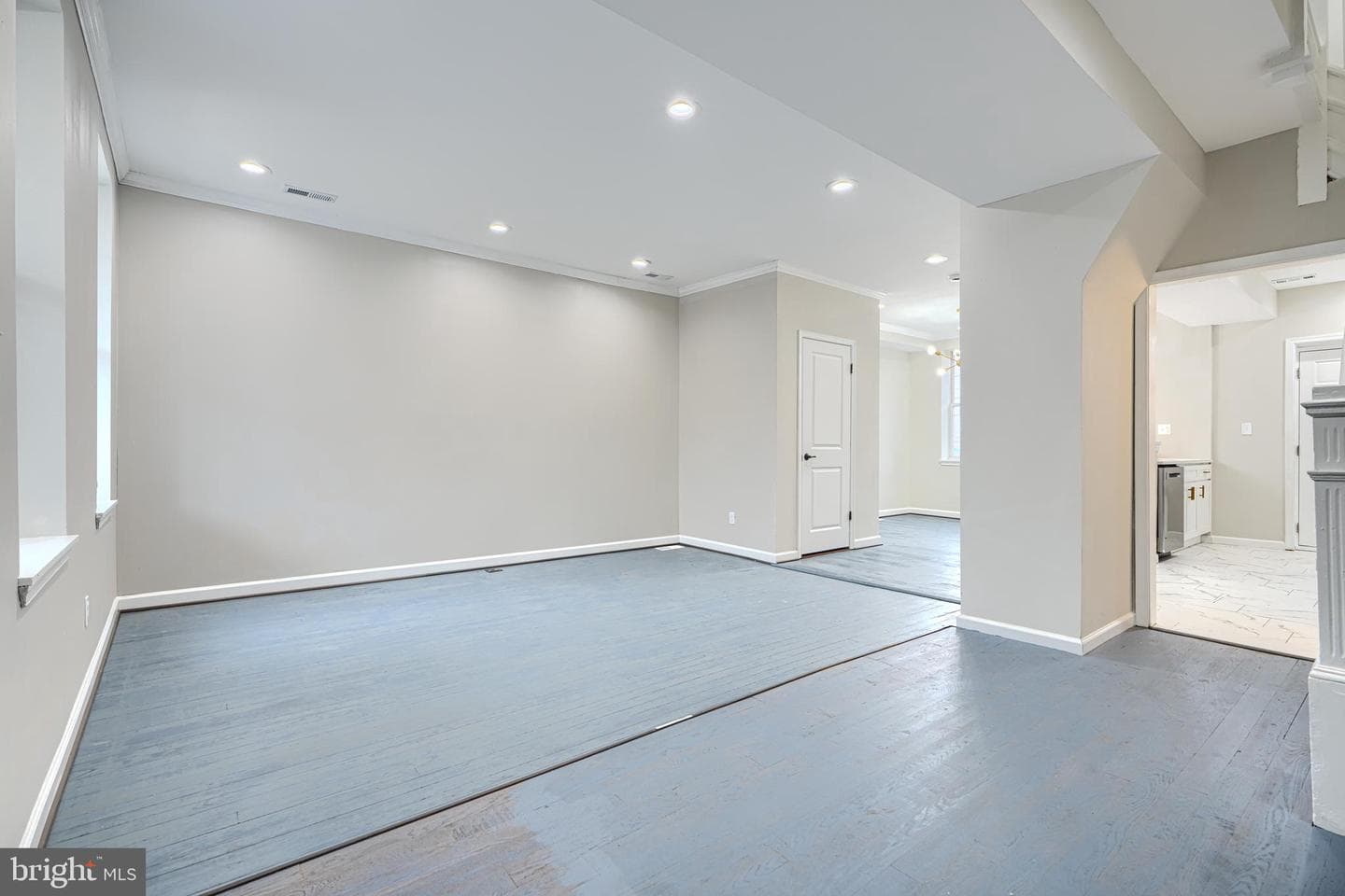 1029 N Bentalou Street photo 6