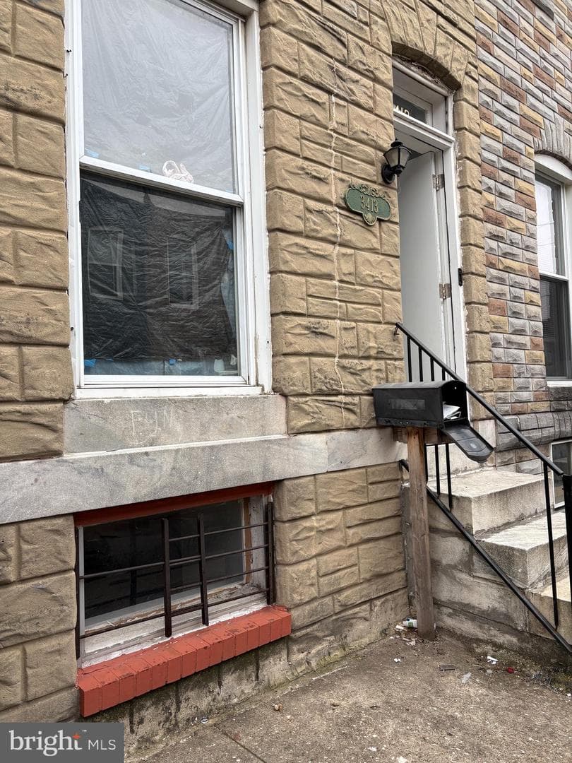 3413 Noble Street, Baltimore