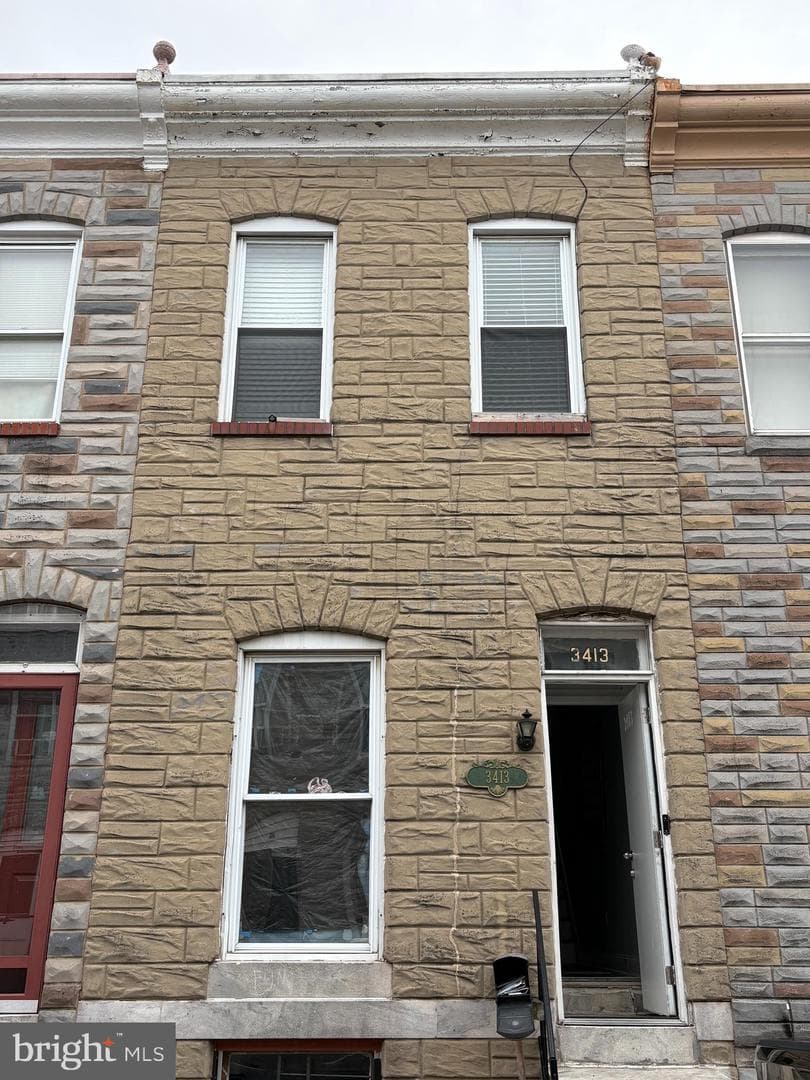 3413 Noble Street photo 3
