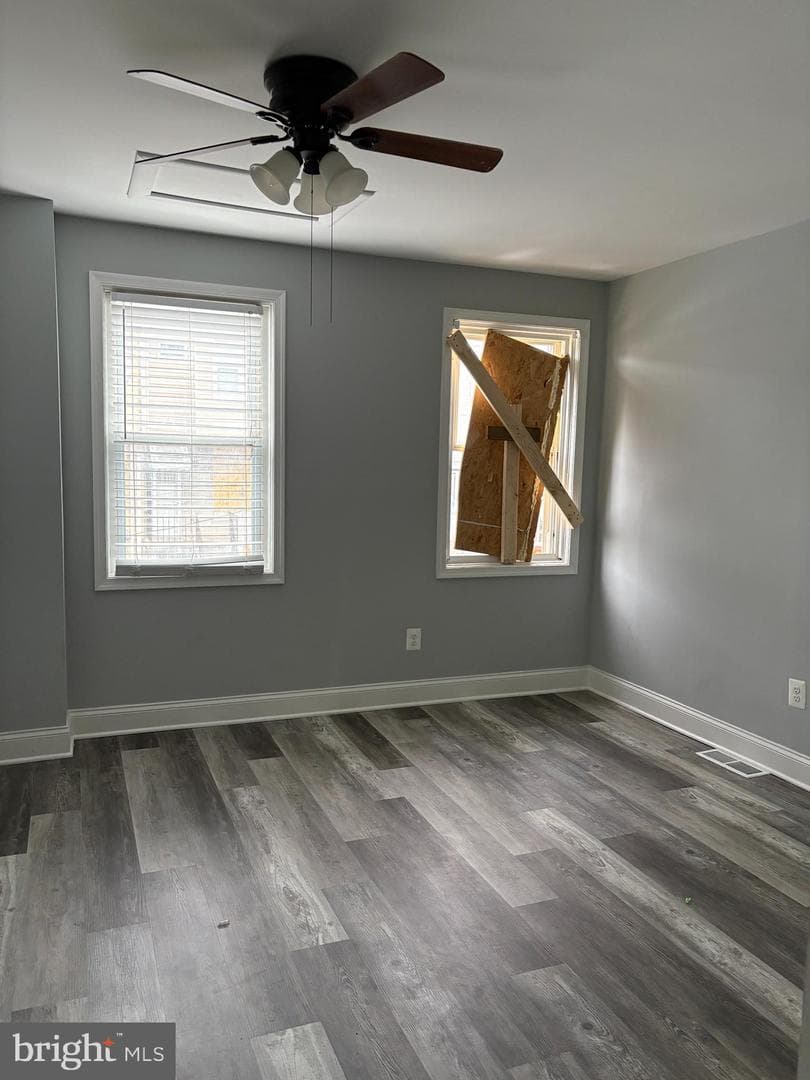 3413 Noble Street photo 8