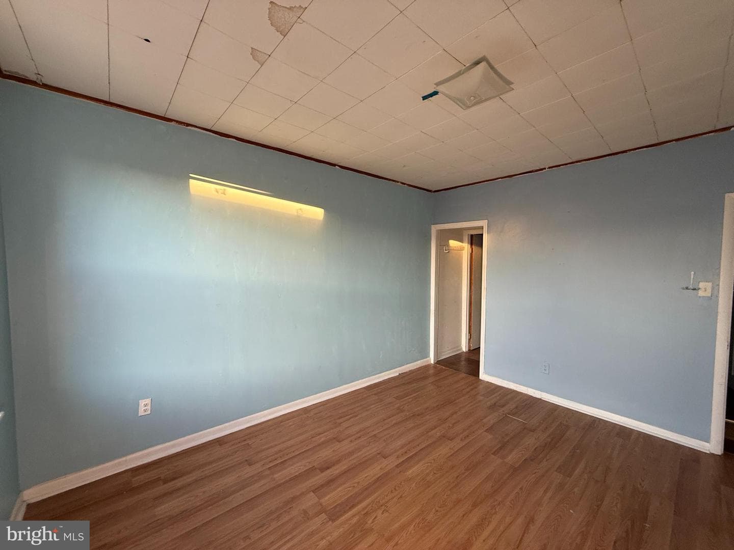 135 N Janney Street N photo 6
